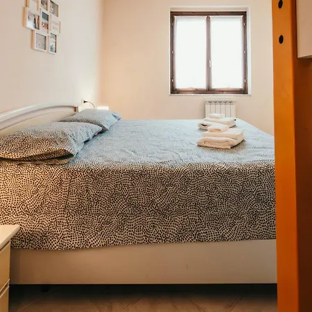 L'ulivo - Lakeside L&b Apartment Marinella di Sarzana