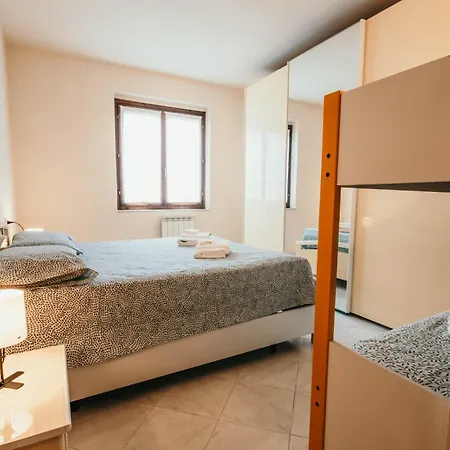 L'ulivo - Lakeside L&b Apartment